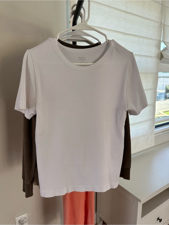 French Laundry Tops - French Laundry White Ribbed Tee